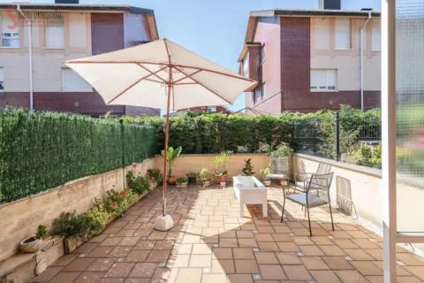 Casa adosada en calle de la Hoya, 5