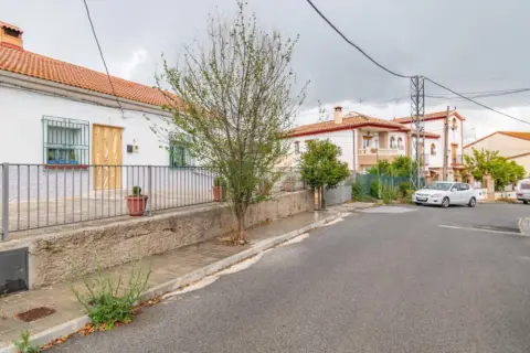 Casa en calle del Generalife