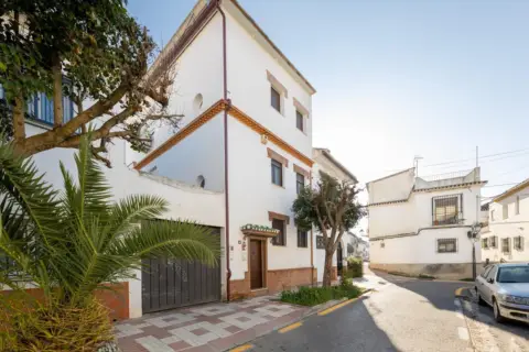 Casa en calle Álvaro Aparicio