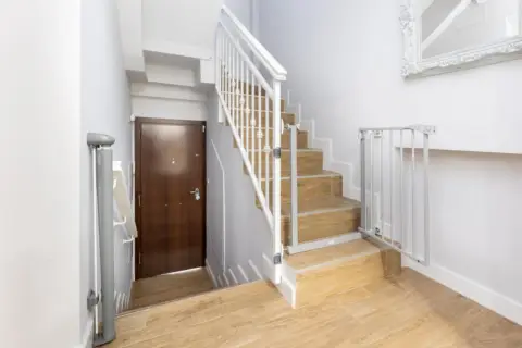 Casa en calle Álvaro Aparicio