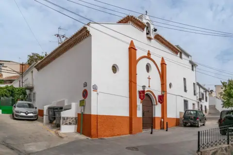 Casa adosada en calle del Oro