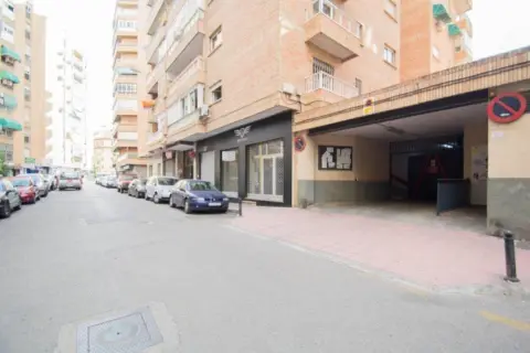 Garaje en calle de las Flores