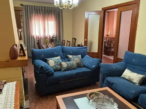Casa en Avenida de los Descubrimientos