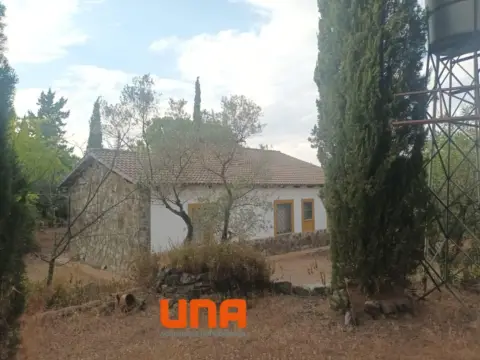 Casa en Camino Viejo de Villaviciosa de Córdoba