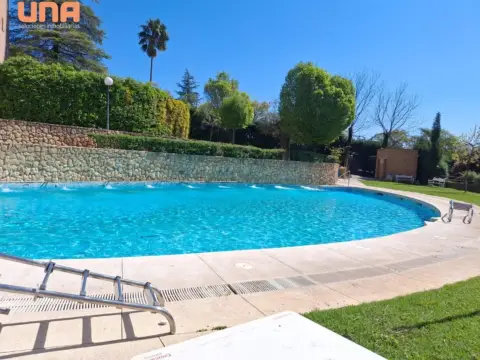 Piso en calle de Antonio Barroso y Castillo