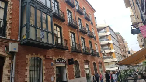 Office in calle de Montero Calvo, 12