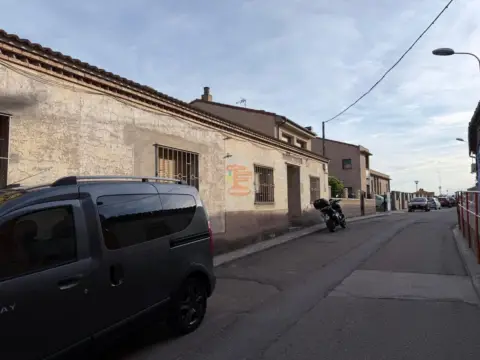 Chalet en calle Esparraguera