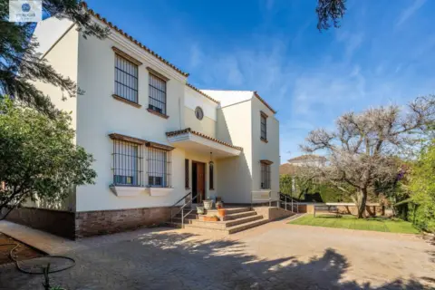 Chalet en Mairena  del Alcor