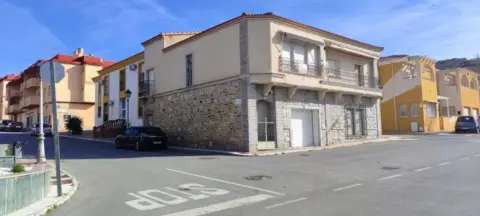 Chalet en Fines Centro