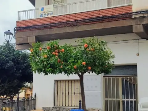 Edificio en Purchena
