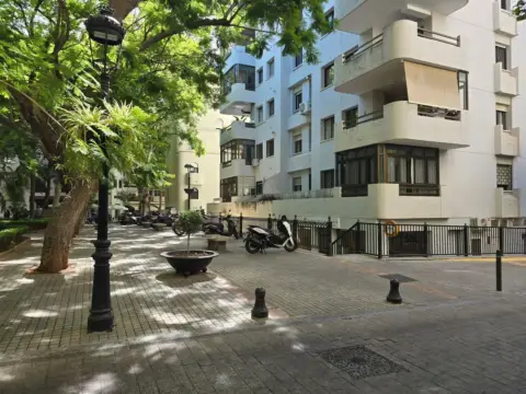 Piso en Playa Bajadilla-Puertos