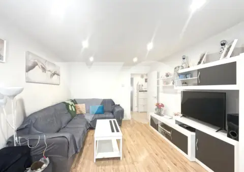 Piso en calle de Badalona