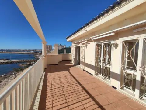 Ático en Paseo Marítimo de Juan Aparicio, 15