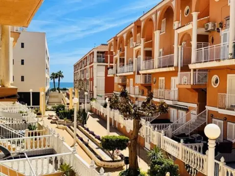 Casa adosada en Avenida Puerto Romano