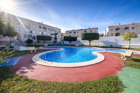 Apartamento en calle Santomera
