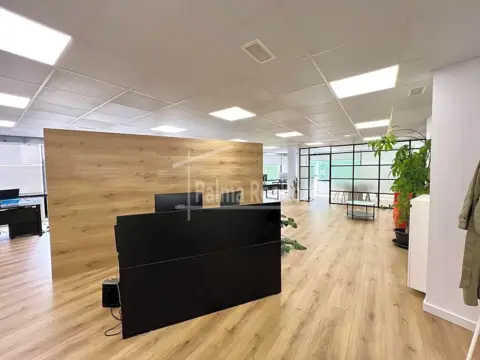 Oficina en Passeig de Born