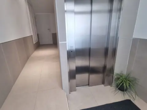 Piso en calle del Arenal, 16