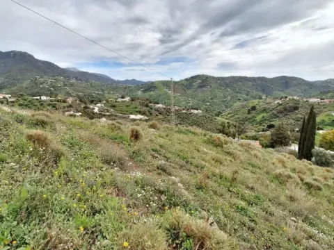 Terreno en Montaña de Torrox