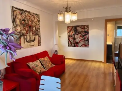 Piso en calle de Violante de Hungría