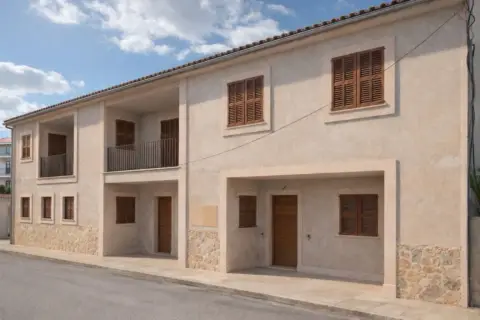 Casa adosada en Carrer de Vileta