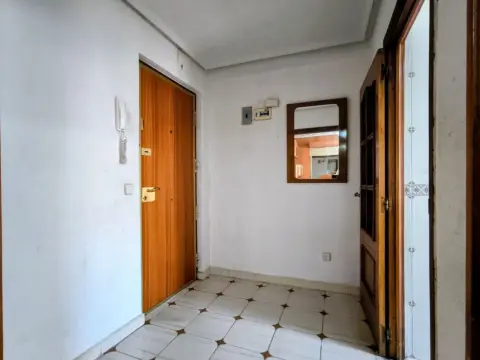 Piso en Urbanización Nuevo Versalles