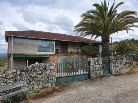 Casa rústica en calle Cebreiros