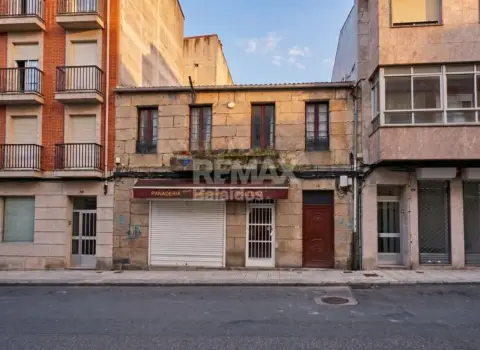 Casa adosada en calle Dr Carracido