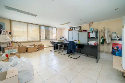 Local comercial en Lolivera - Amanecer