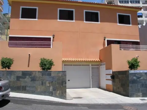 Casa pareada en calle España, 4