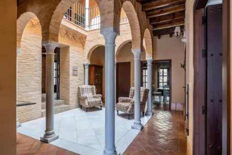 Casa en calle de Valdehelechoso, 9