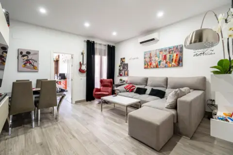 Casa adosada en calle Cordoneras