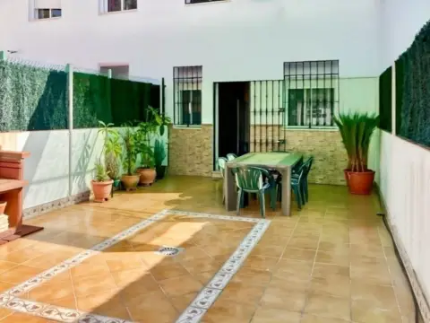 Casa adosada en Barrio de Sotiel Coronada
