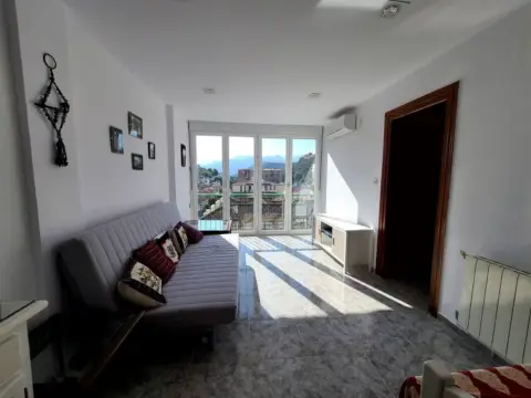 Piso en Carretera de la Sierra, 30