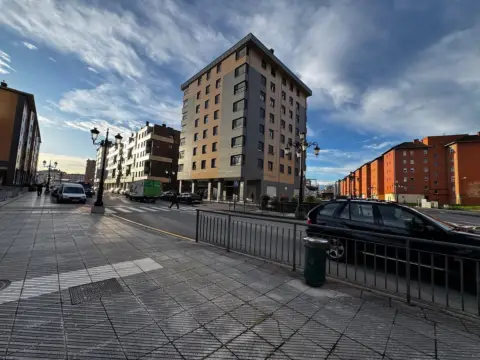 Local comercial en calle de Molín La Casuca
