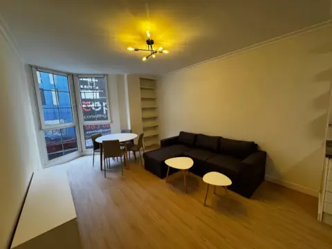 Apartamento en calle de Emilio Villa