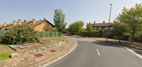 Casa adosada en calle Ardillas, 15