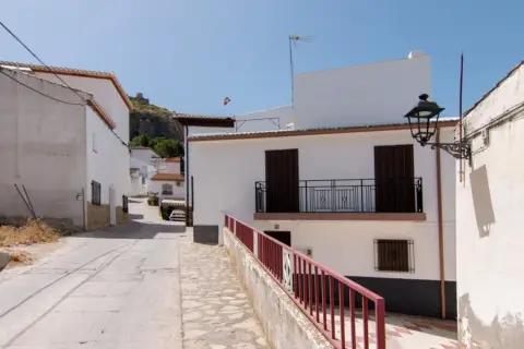 Casa en calle de Tico Medina