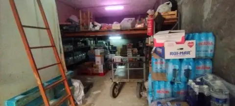 Almacén en Angel Bruna