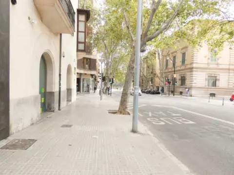 Garaje en Carrer del Baró de Pinopar, 14