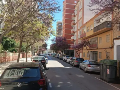 Local comercial en Alameda San Antón