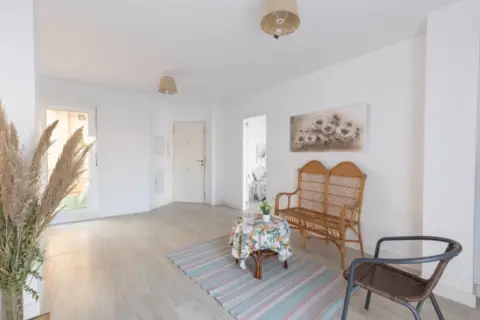 Piso en Avenida de Ogijares