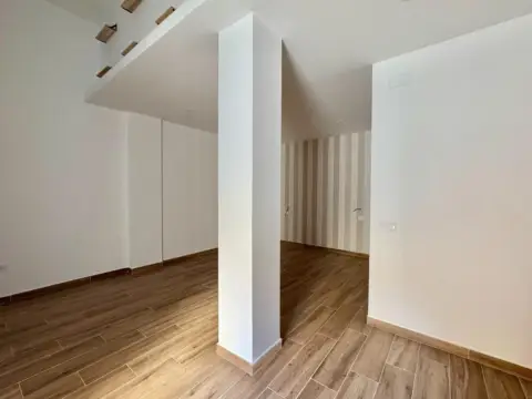 Loft en calle de Fernando 'El Católico'