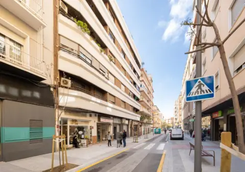 Piso en calle Tejeiro