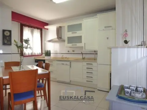Piso en Rekalde