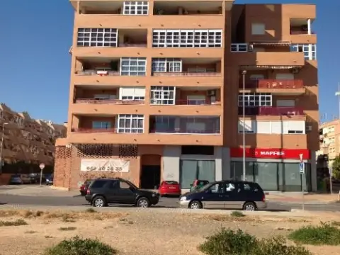 Local comercial en calle de Antonio Lauret Navarro
