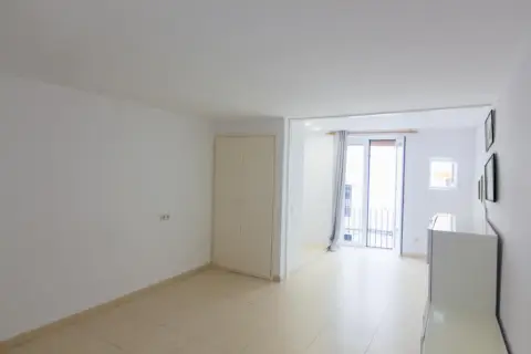 Estudio en La Marina