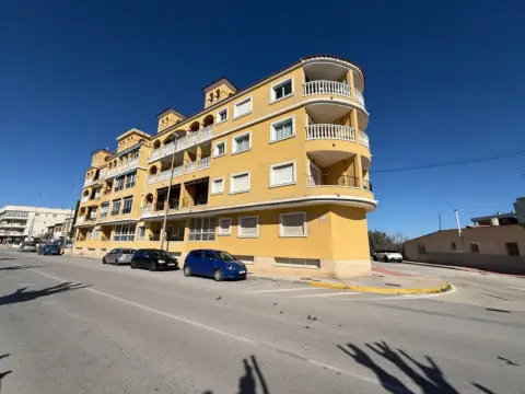 Piso en Colegio Canales y Martinez