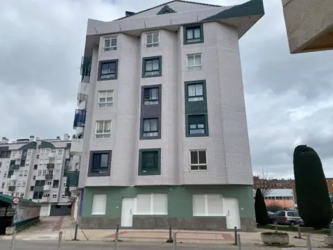 Piso en calle de Poza