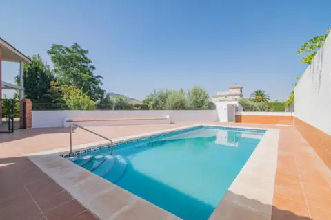 Chalet en Caparacena