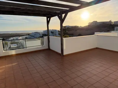 Casa adosada en calle Emilia Pardo Bazàn, 21